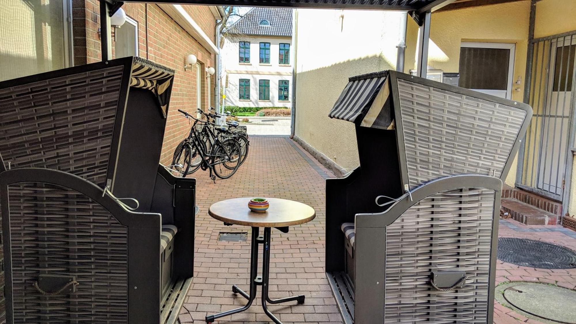 Hotel Drostenhof Garni 埃森斯 外观 照片